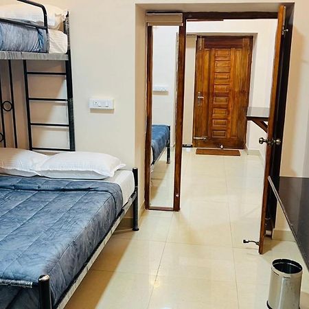 Perinba Vilas Inn Ketti Bagian luar foto