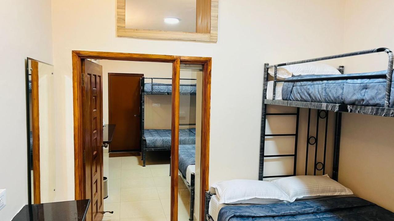 Perinba Vilas Inn Ketti Bagian luar foto