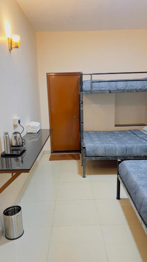 Perinba Vilas Inn Ketti Bagian luar foto